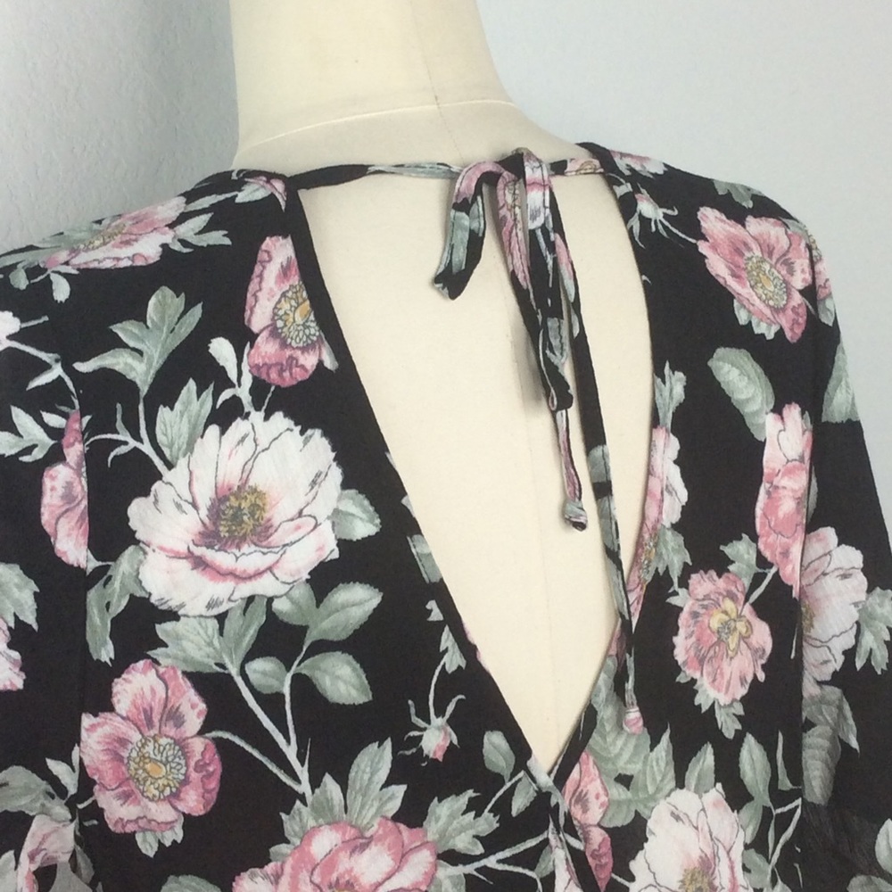 Floral top - Picture 4 of 6